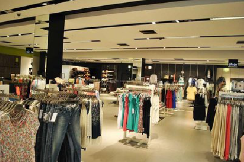 合山商场里的店面怎么装修？